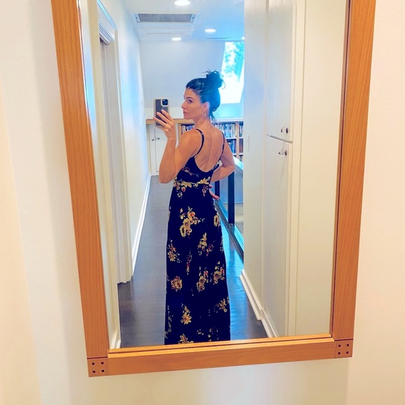 ASOS V Neck V Back Pleated Maxi Dress - Picture 3 of 5